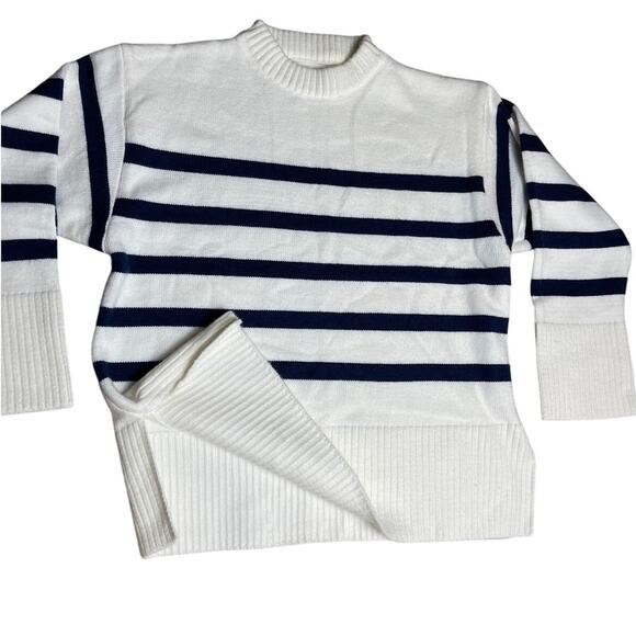 Nautical Striped Crewneck Boxed Cozy Stretchy Banded Sweater Size Medium - Picture 7 of 8